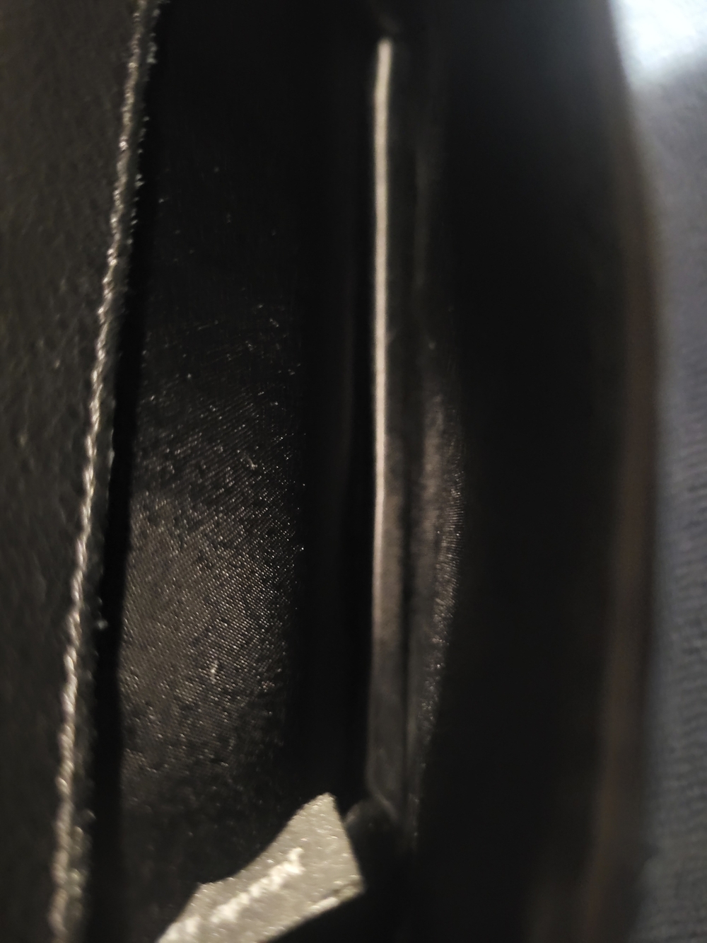 Cross body - Picture 5 of 6